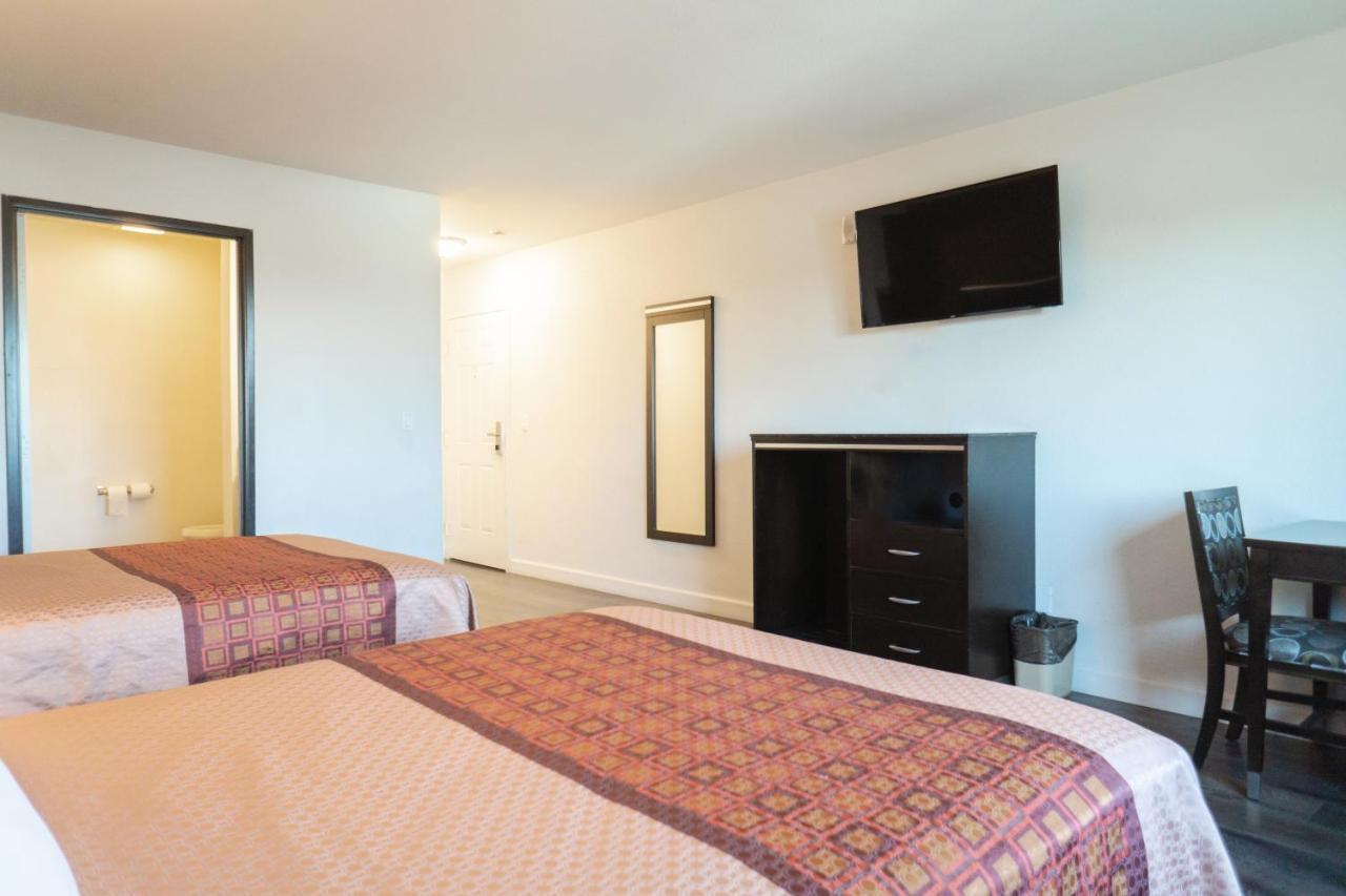 Maywood Inn エクステリア 写真